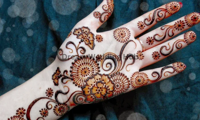 Ajit mehndi art